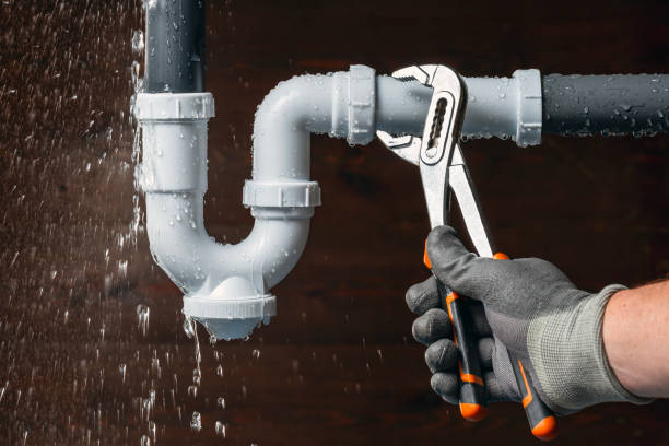 Professional Plumbing technician working in Folsom, PA